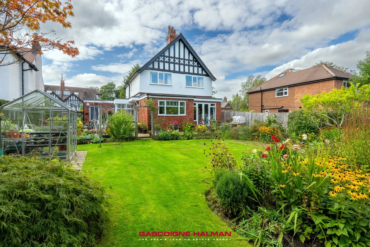 Woodford Road, Stockport, photo 29