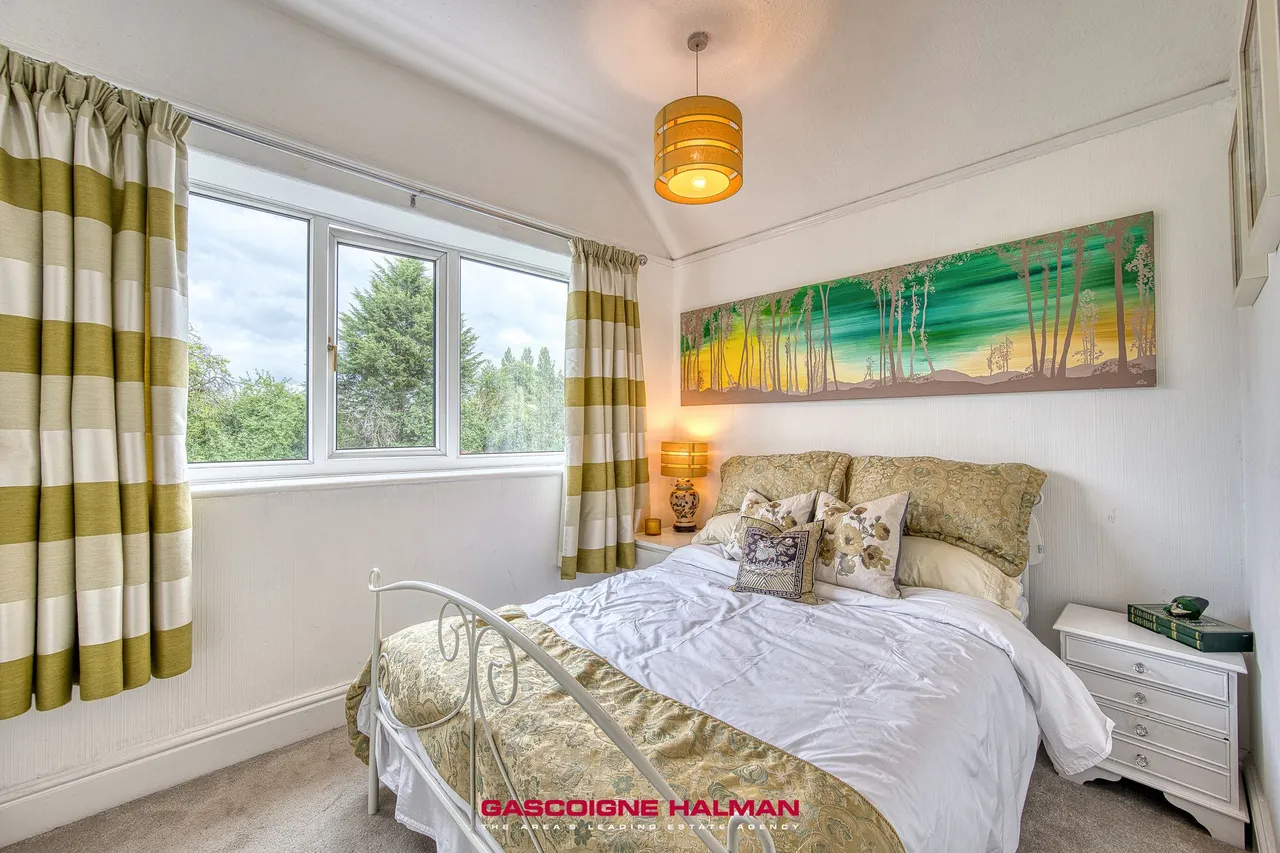 Woodford Road, Stockport, photo 19
