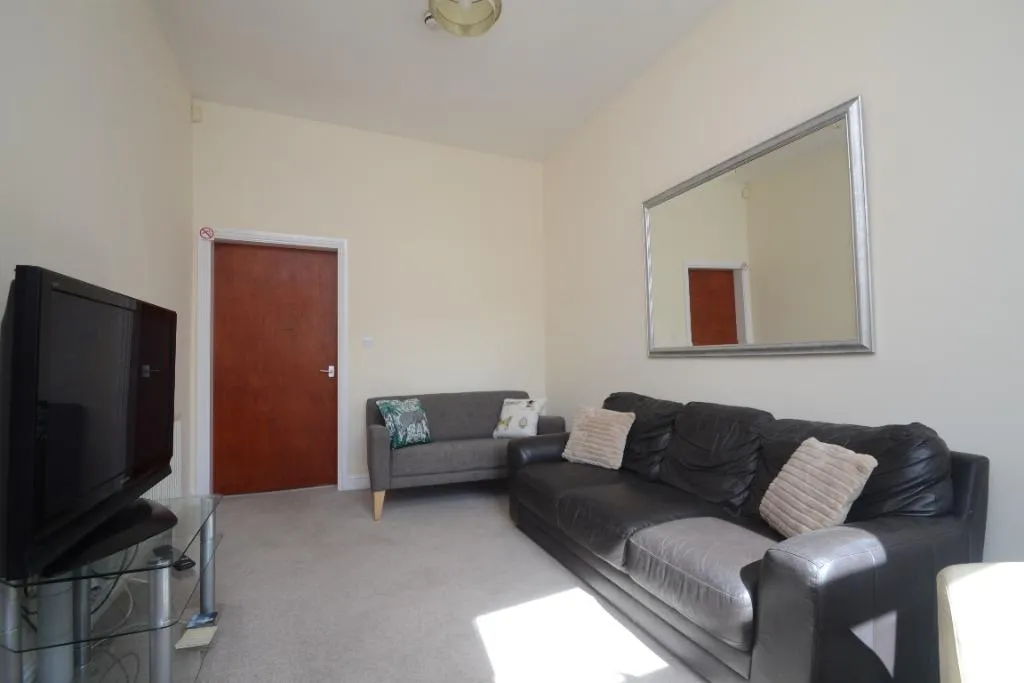 Mauldeth Road, Manchester, M14, photo 6