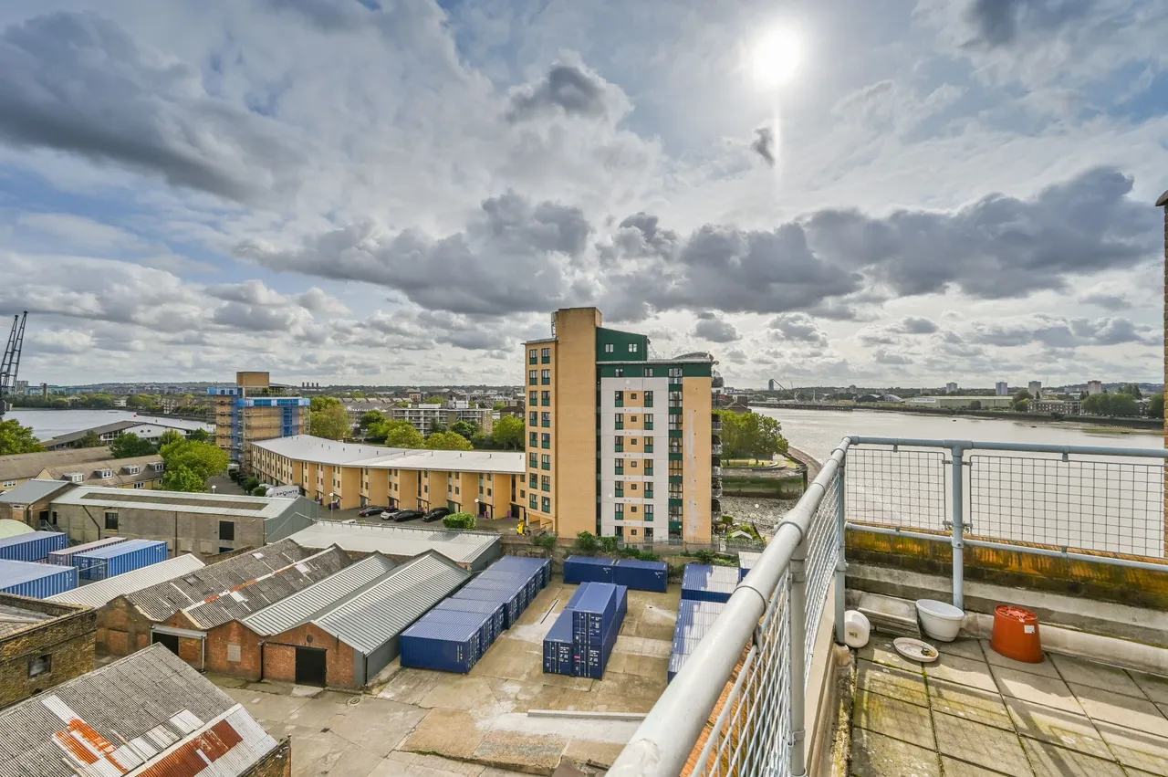 London, E14, photo 9