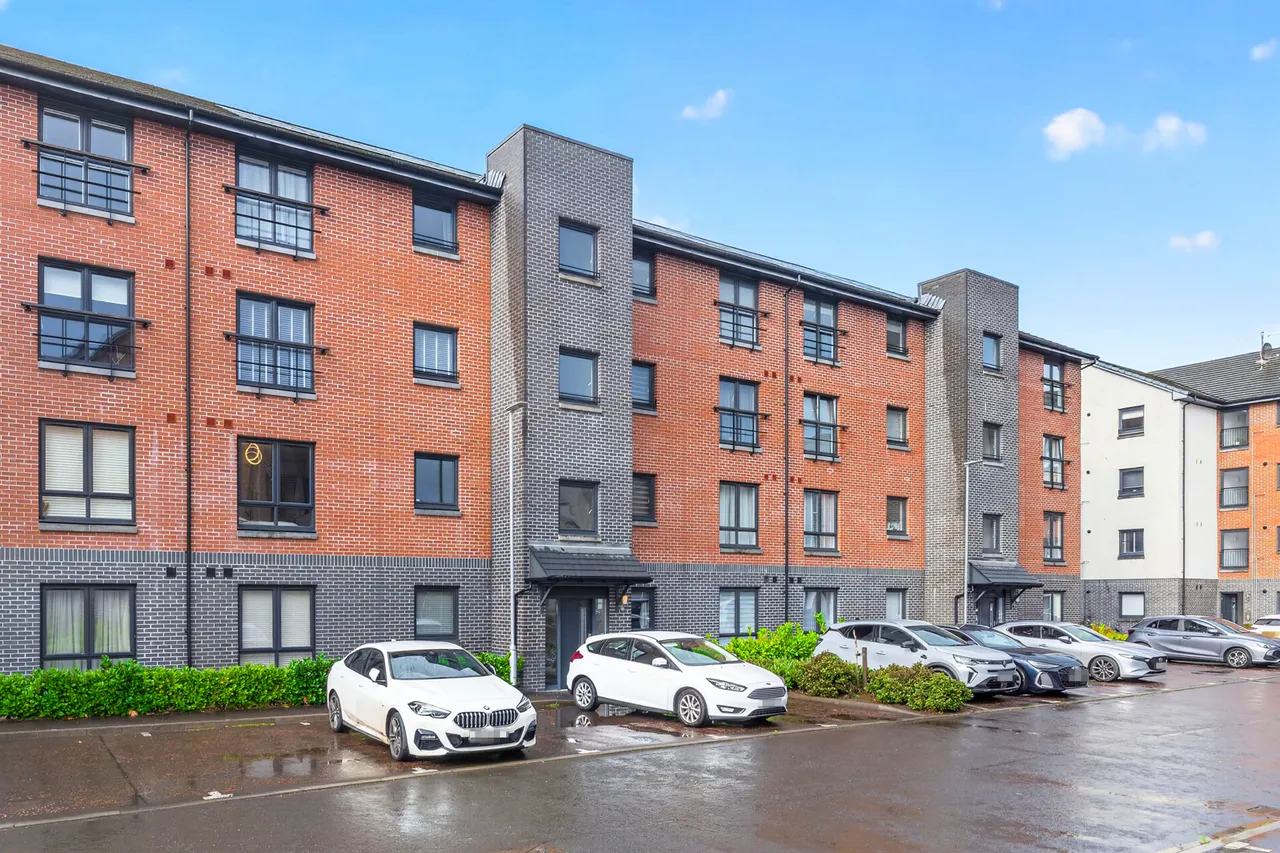 2 bed flat for sale, Lapwing Road, Renfrew, PA4