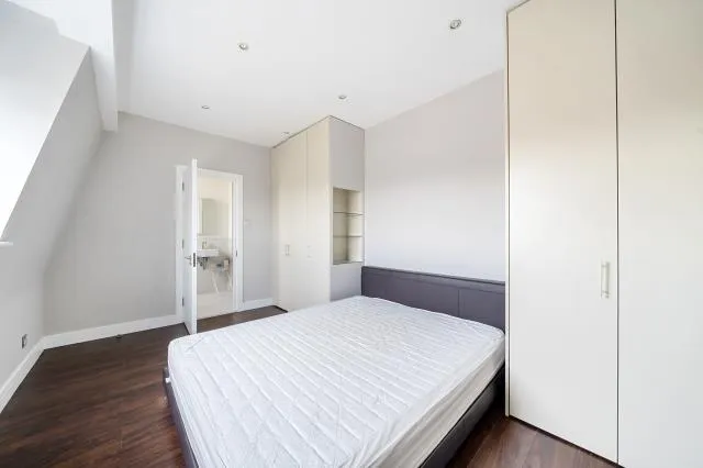 Finchley Road, St Johns Wood, NW8, photo 6