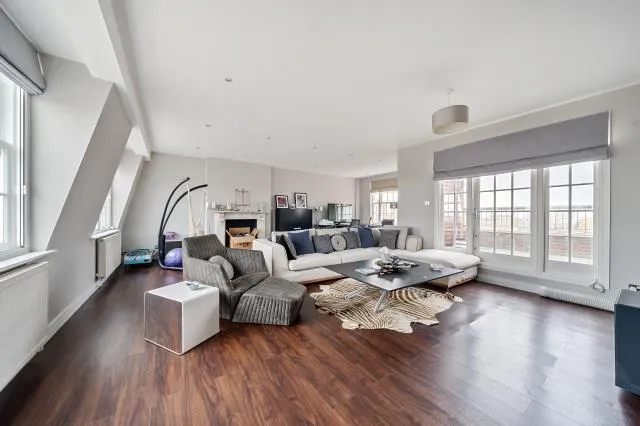 Finchley Road, St Johns Wood, NW8, photo 4