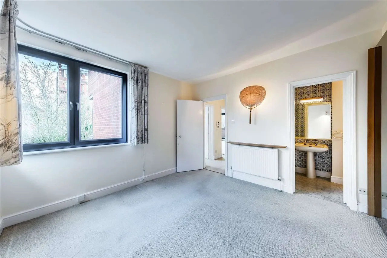 Manderley, Oakwood Court, London, W14 8LD, photo 2