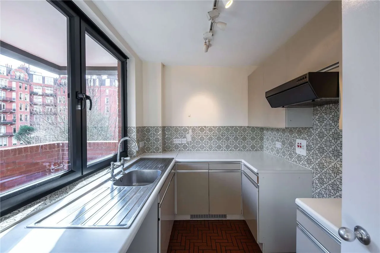 Manderley, Oakwood Court, London, W14 8LD, photo 7