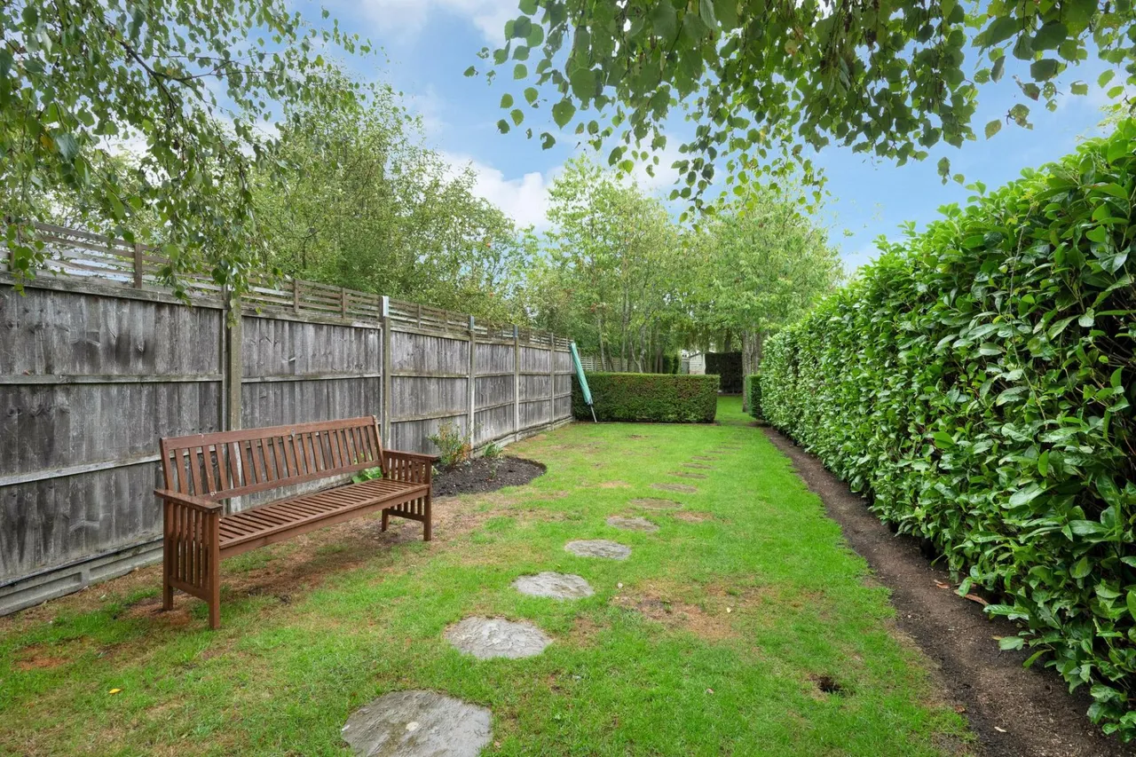 Big Green, Warmington, PE8, photo 2