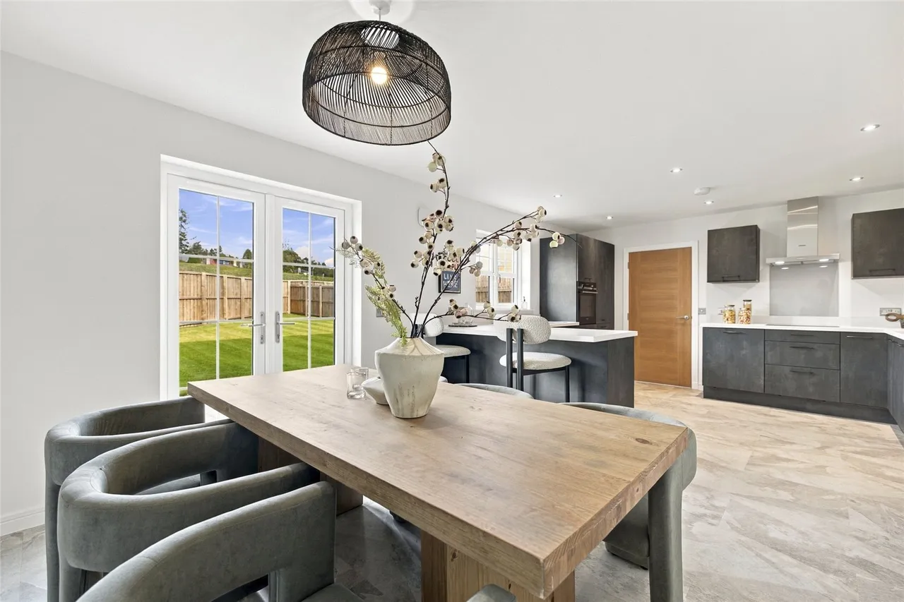 Valley View Crescent, Milltimber, AB14, photo 5