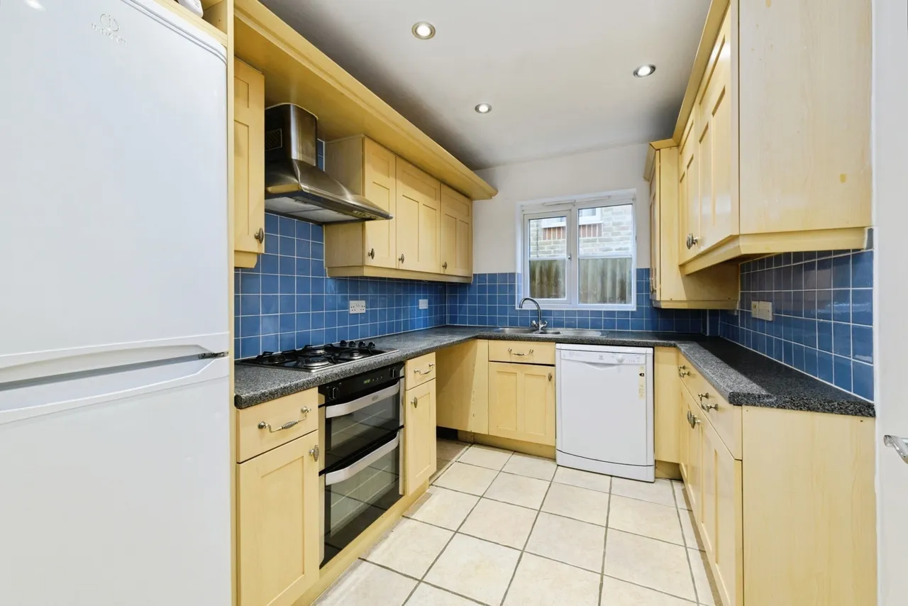 Coldstream Road, Caterham, Surrey, CR3, photo 4