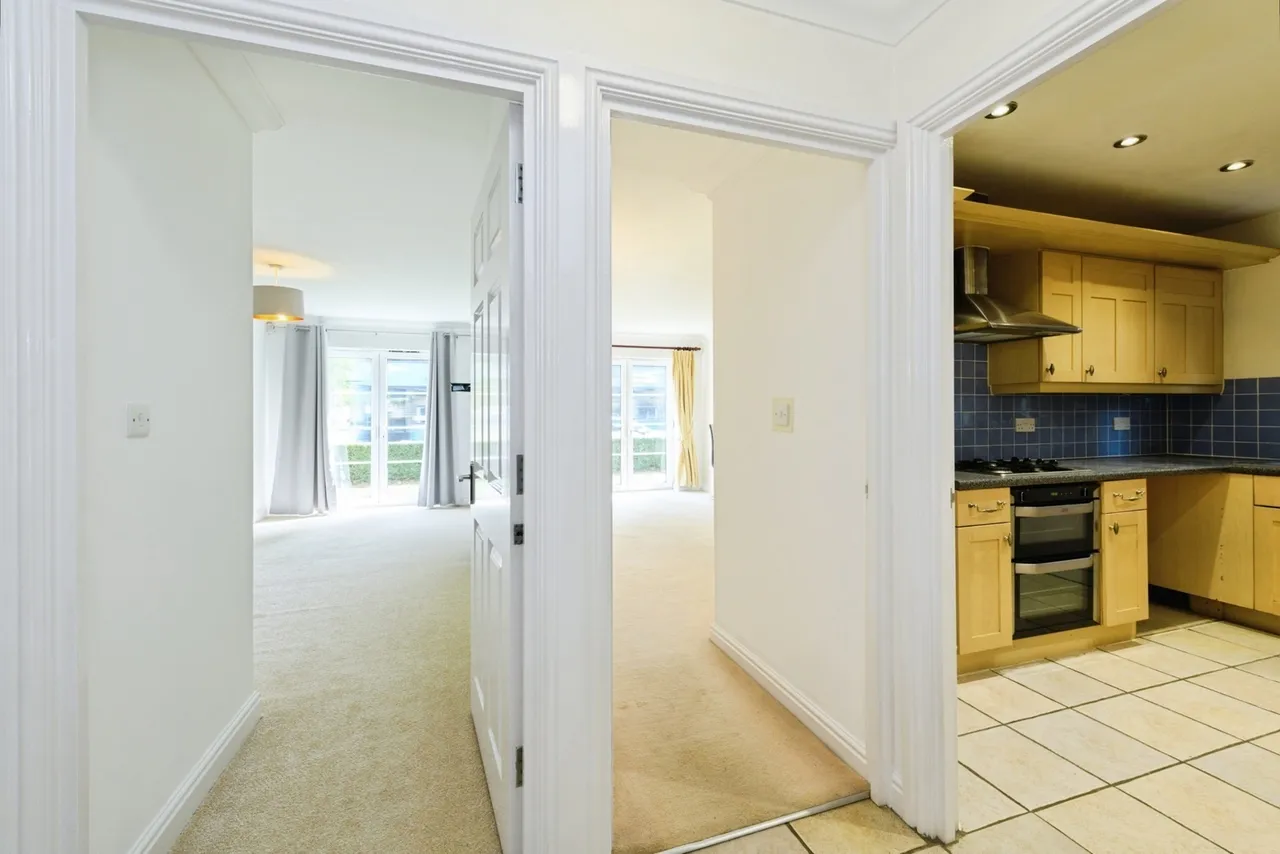 Coldstream Road, Caterham, Surrey, CR3, photo 12