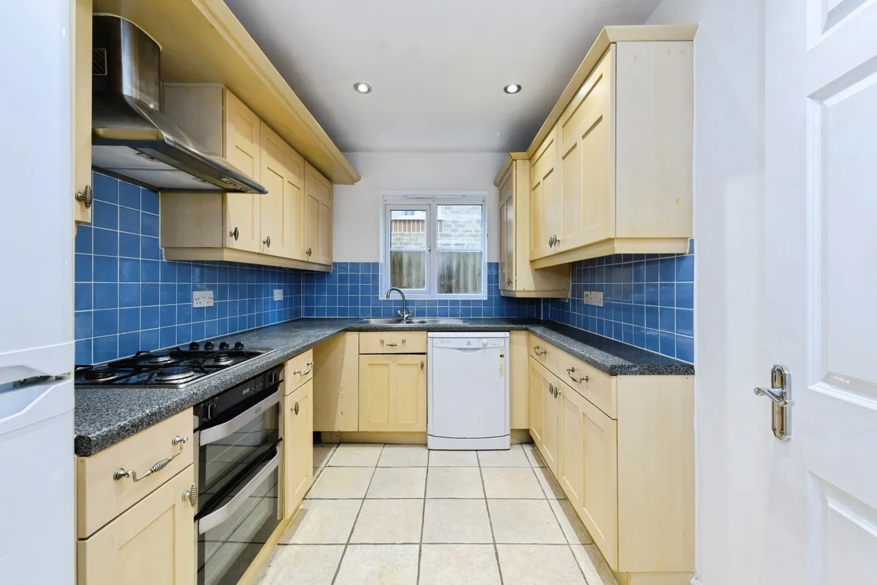 Coldstream Road, Caterham, Surrey, CR3, photo 13