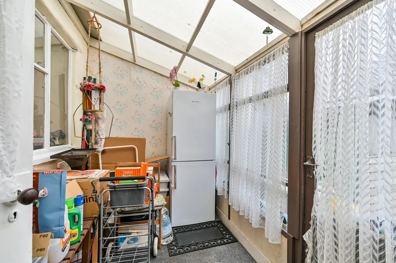 119 Lisbon Avenue, Twickenham, photo 6