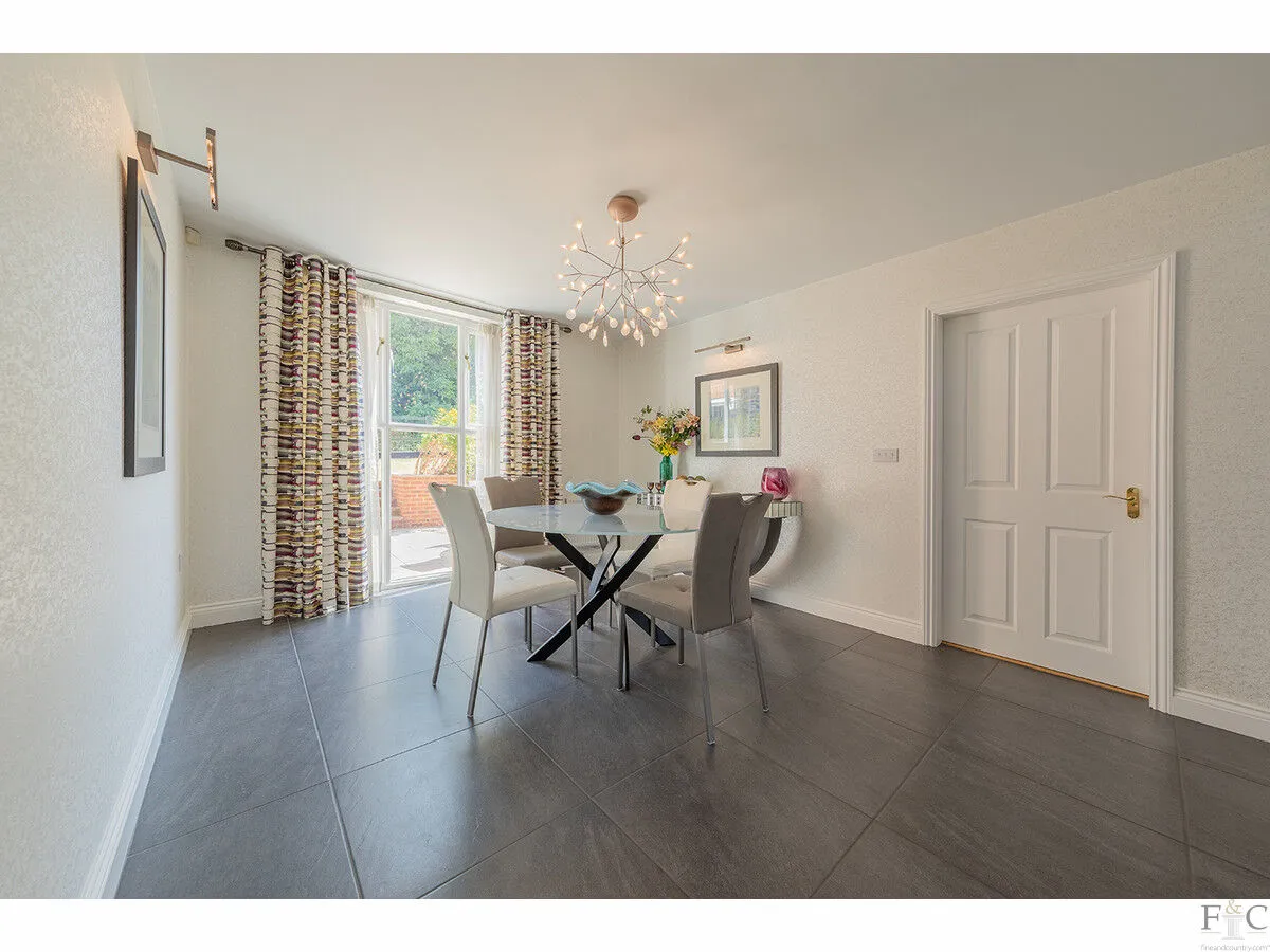 Main Street, Willoughby Waterleys, LE8, photo 8