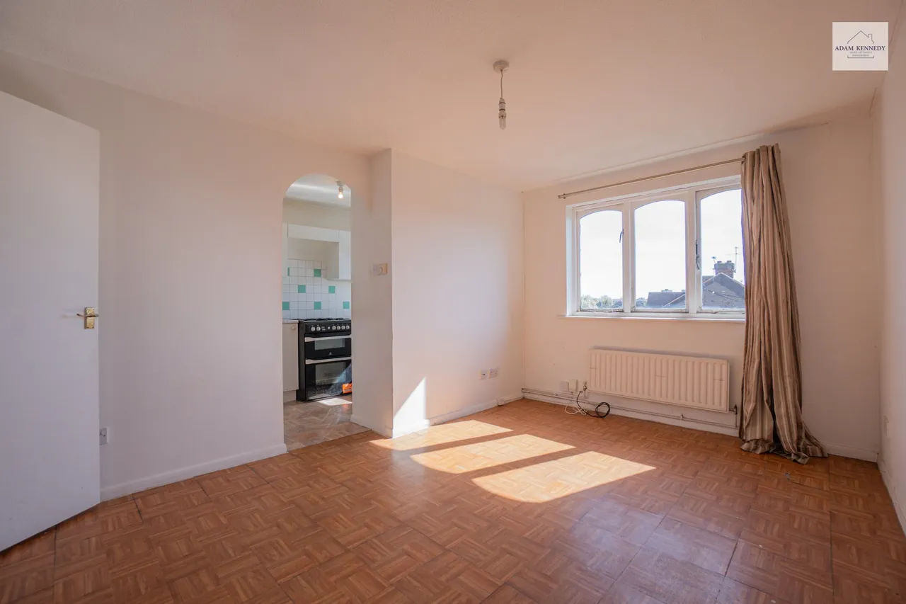 192 Larmans Road, Enfield, Greater London, EN3 6QU, photo 2