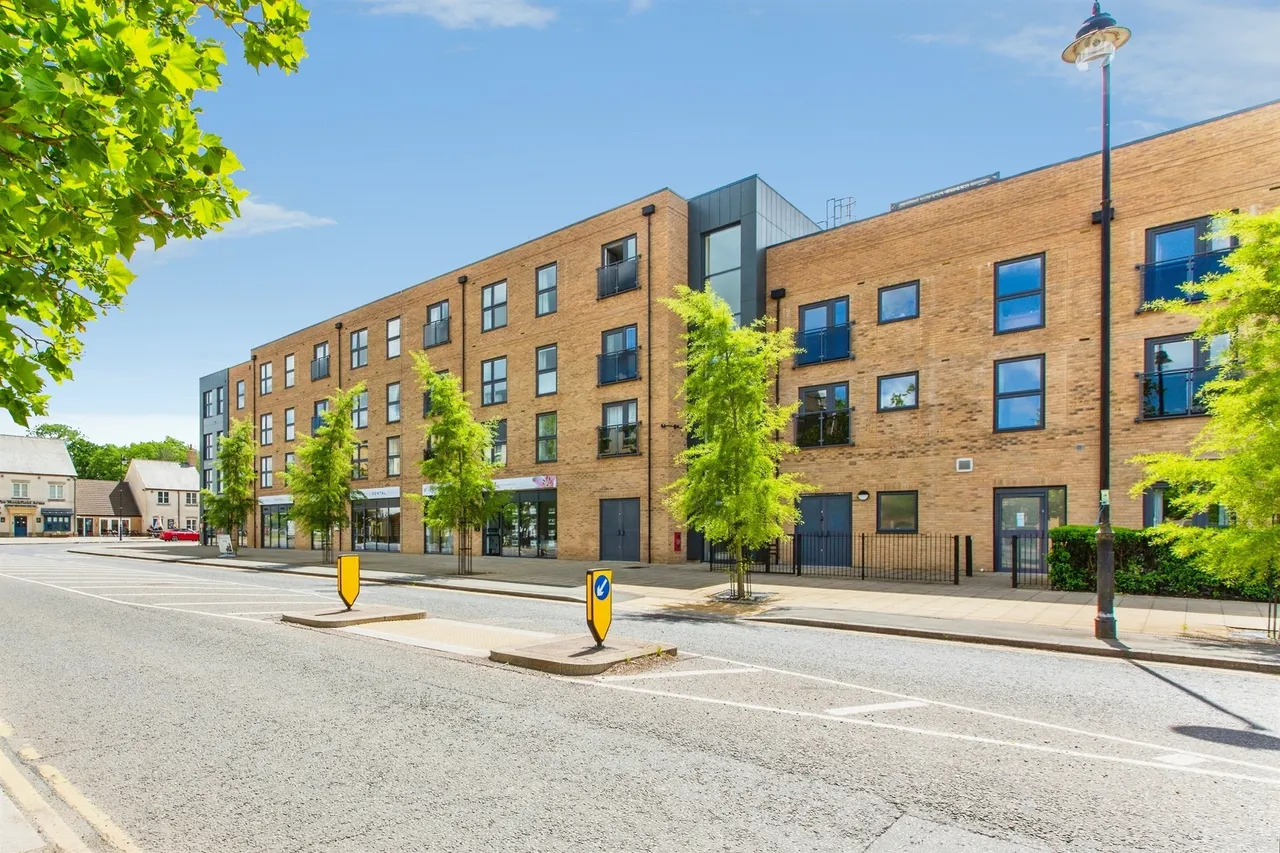1 bed flat for sale — High Street, Great Cambourne, CAMBRIDGE