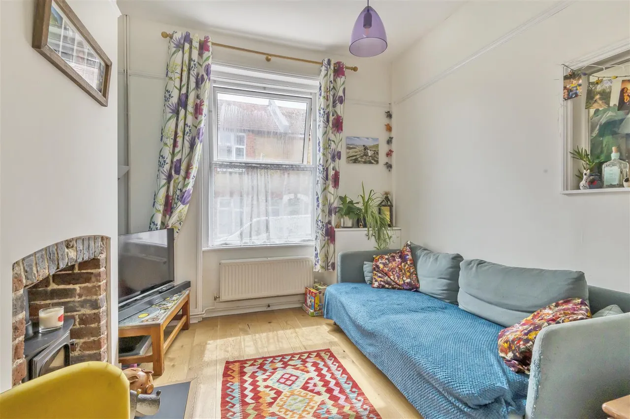 Gibbon Road, Newhaven, photo 4