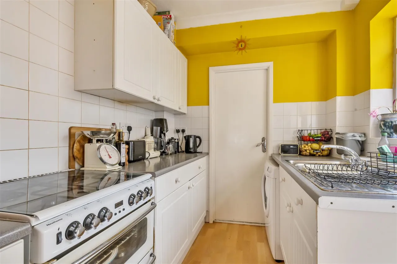 Gibbon Road, Newhaven, photo 6