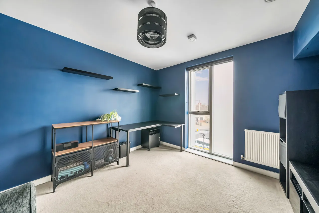 25% Share Flat 6, 2 Hampden Road, Kingston Upon Thames, photo 6