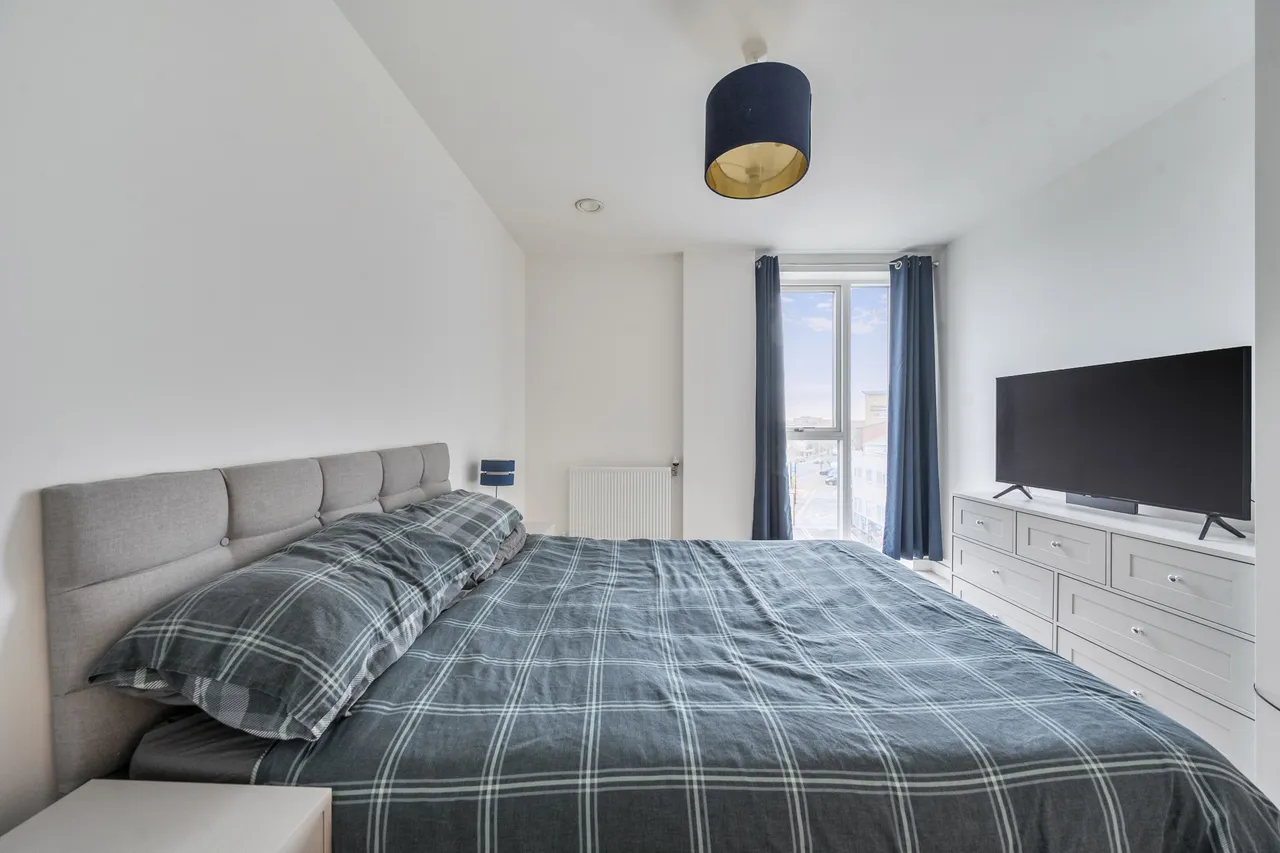 25% Share Flat 6, 2 Hampden Road, Kingston Upon Thames, photo 12