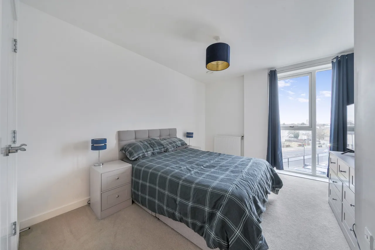 25% Share Flat 6, 2 Hampden Road, Kingston Upon Thames, photo 10