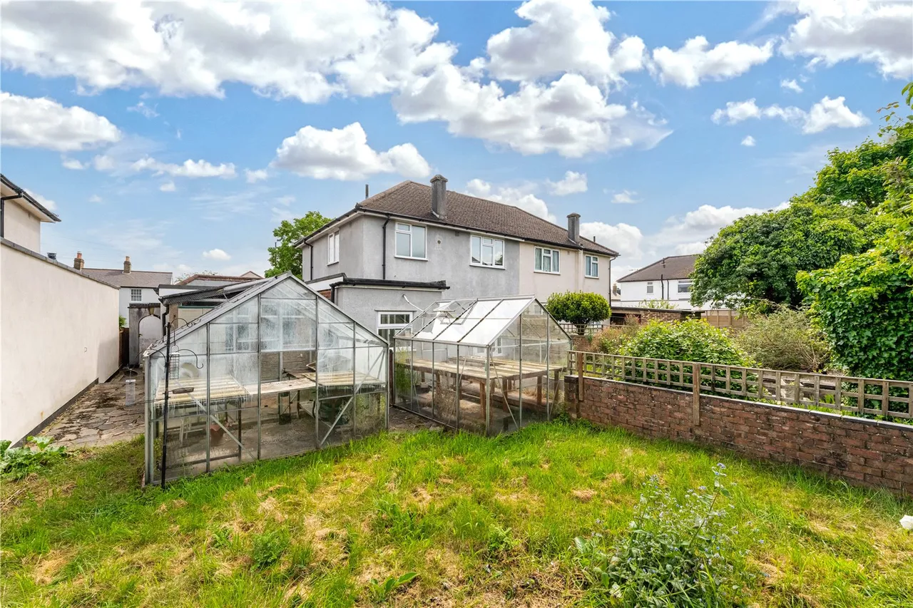 Uxbridge Road, Hampton Hill, TW12 1SL, photo 10