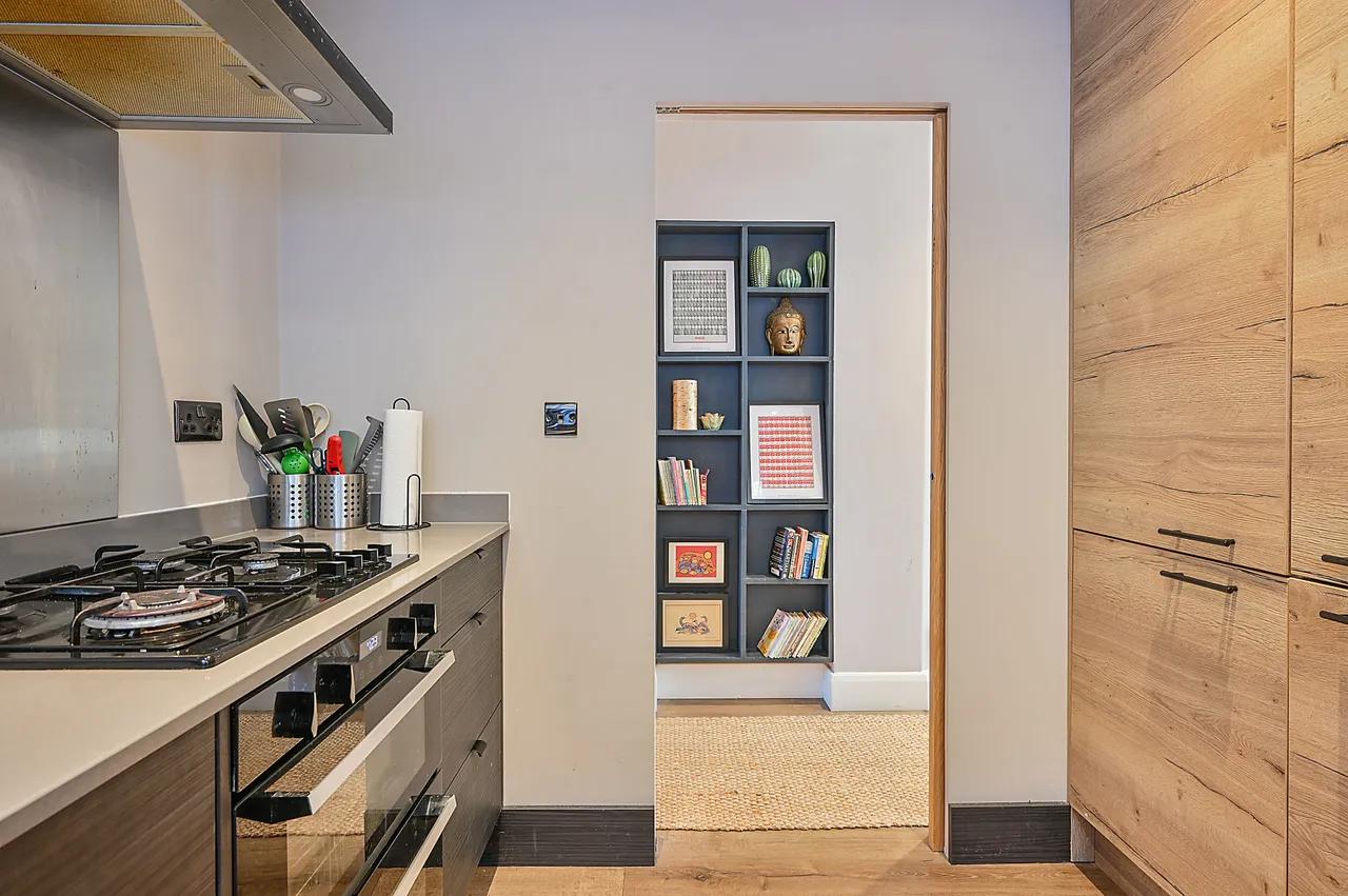 New Malden, KT3, photo 11