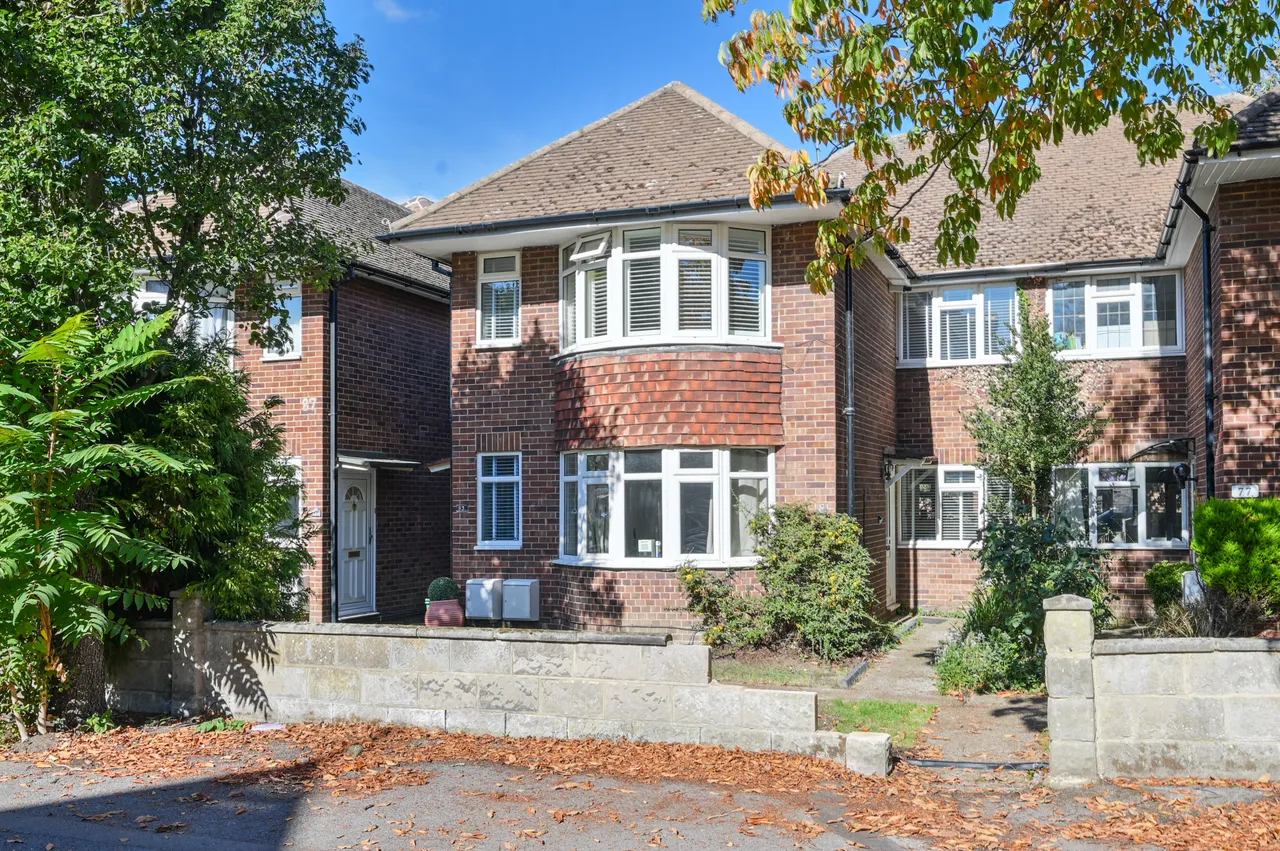 3 bed flat for sale, New Malden, KT3