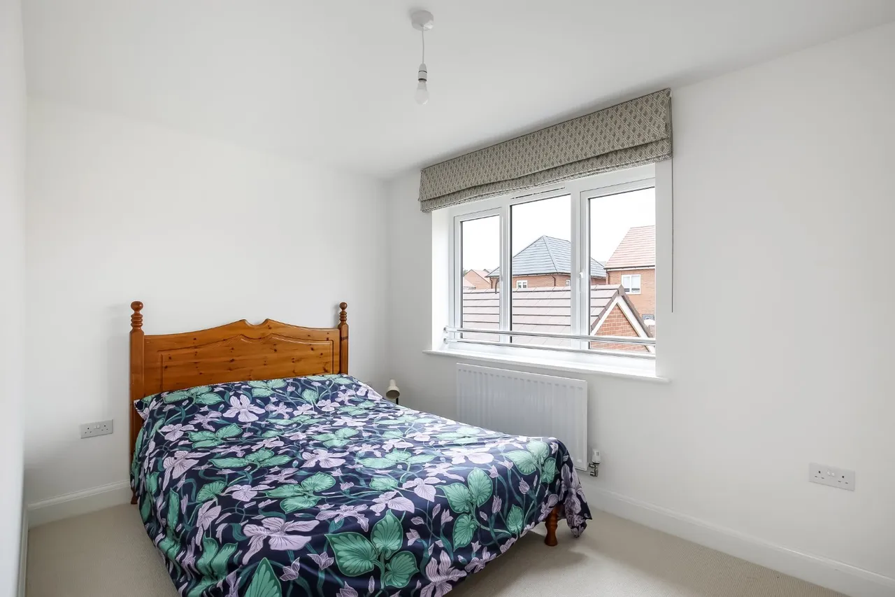 Turberville Close, Netherhampton, Salisbury, Wiltshire, SP2 8GA, photo 8