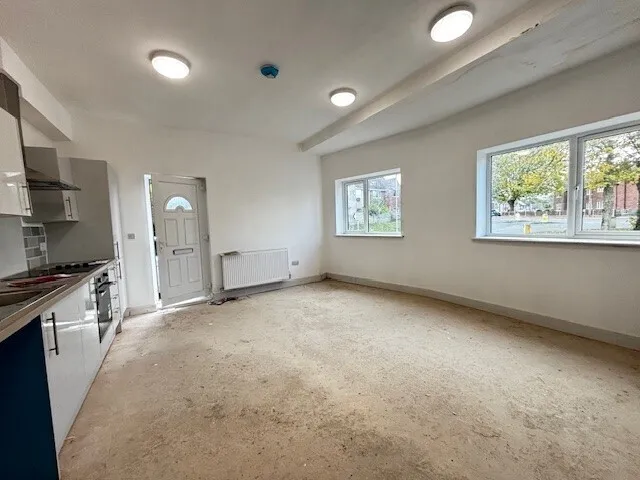 High street, Sutton-In-Ashfield, NG17, photo 3