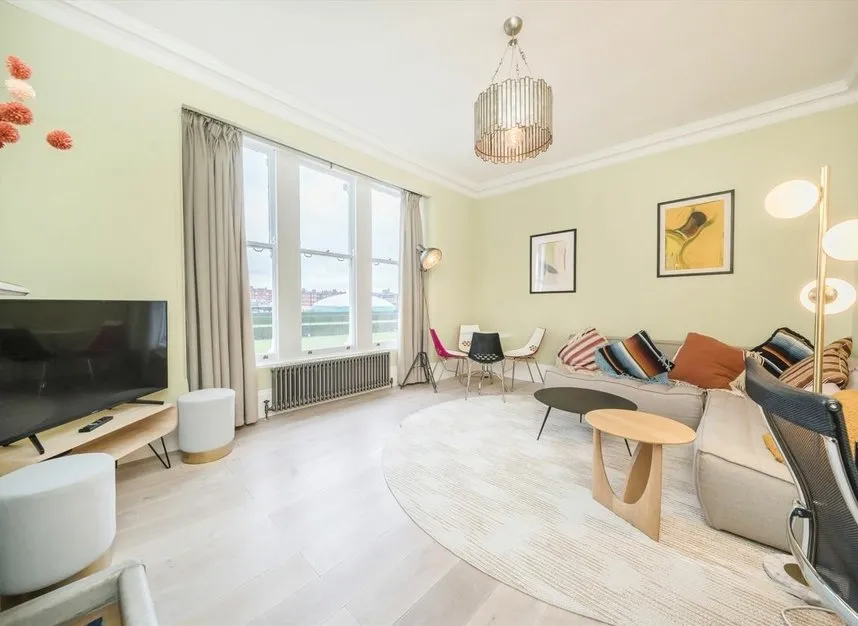 Comeragh Road, West Kensington, W14, photo 2