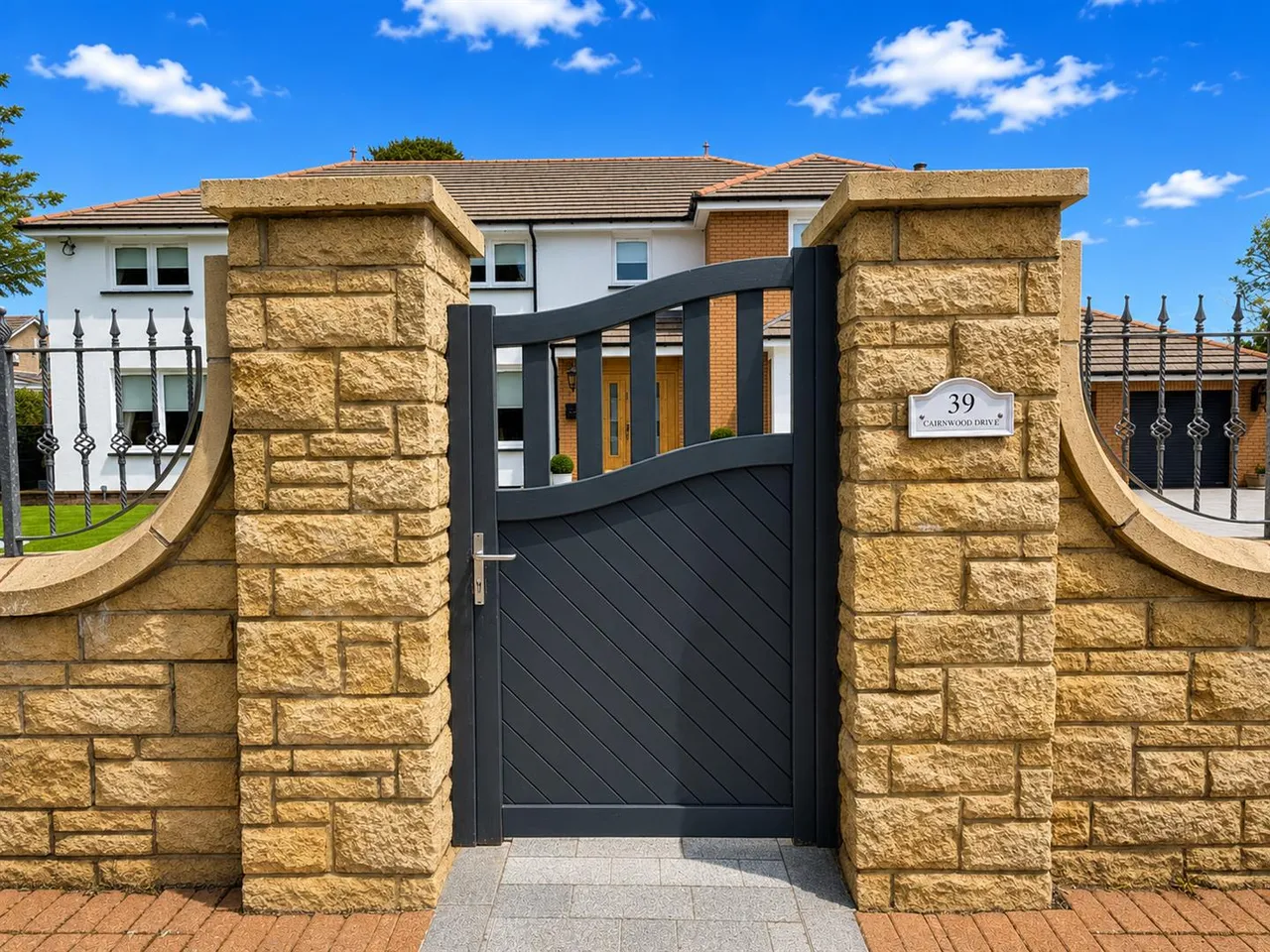 Cairnwood Drive, Cairnhill, Airdrie, ML6 9HR, photo 2