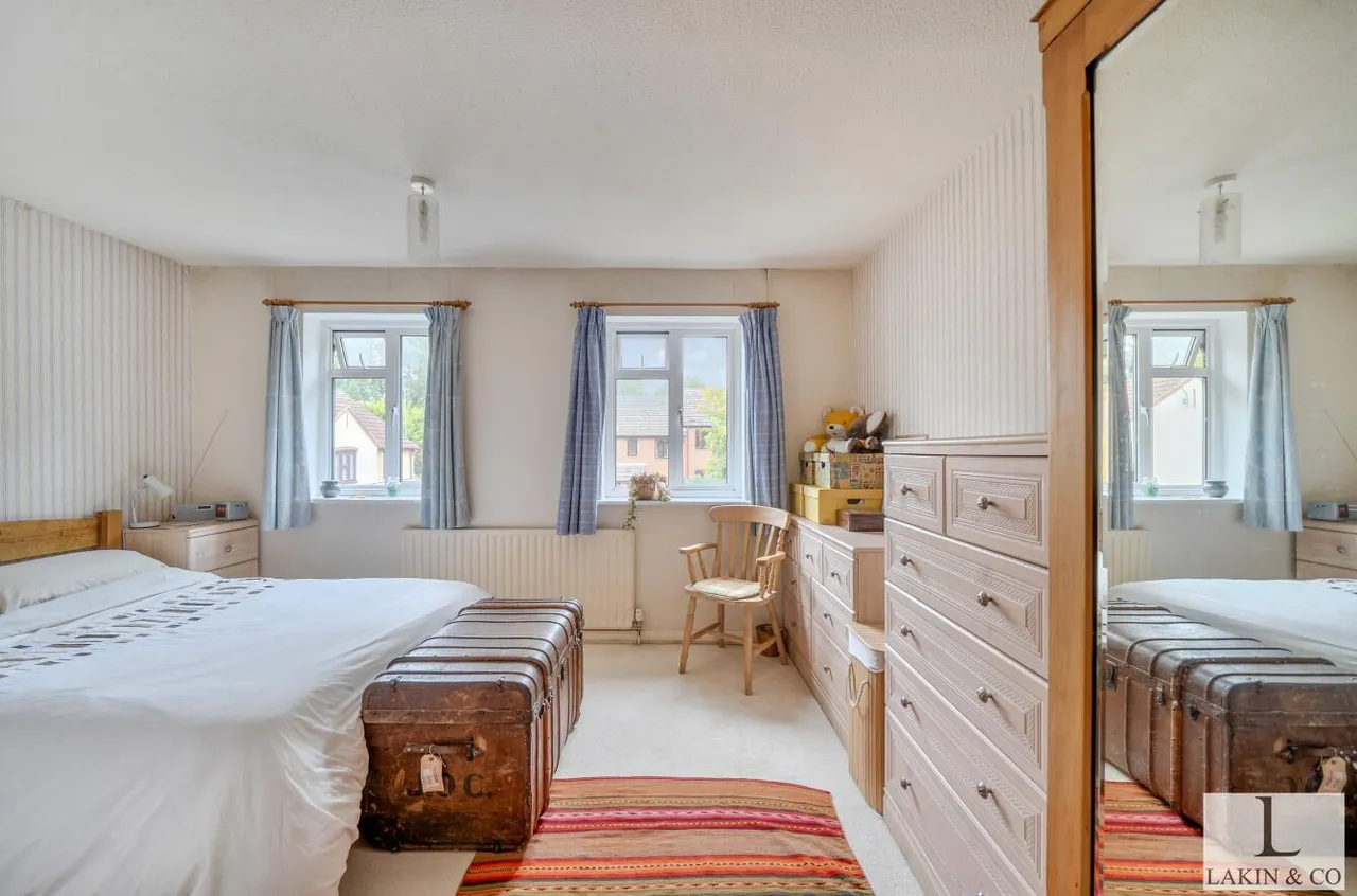 Fairlight Drive, Uxbridge, UB8 1XP, photo 9