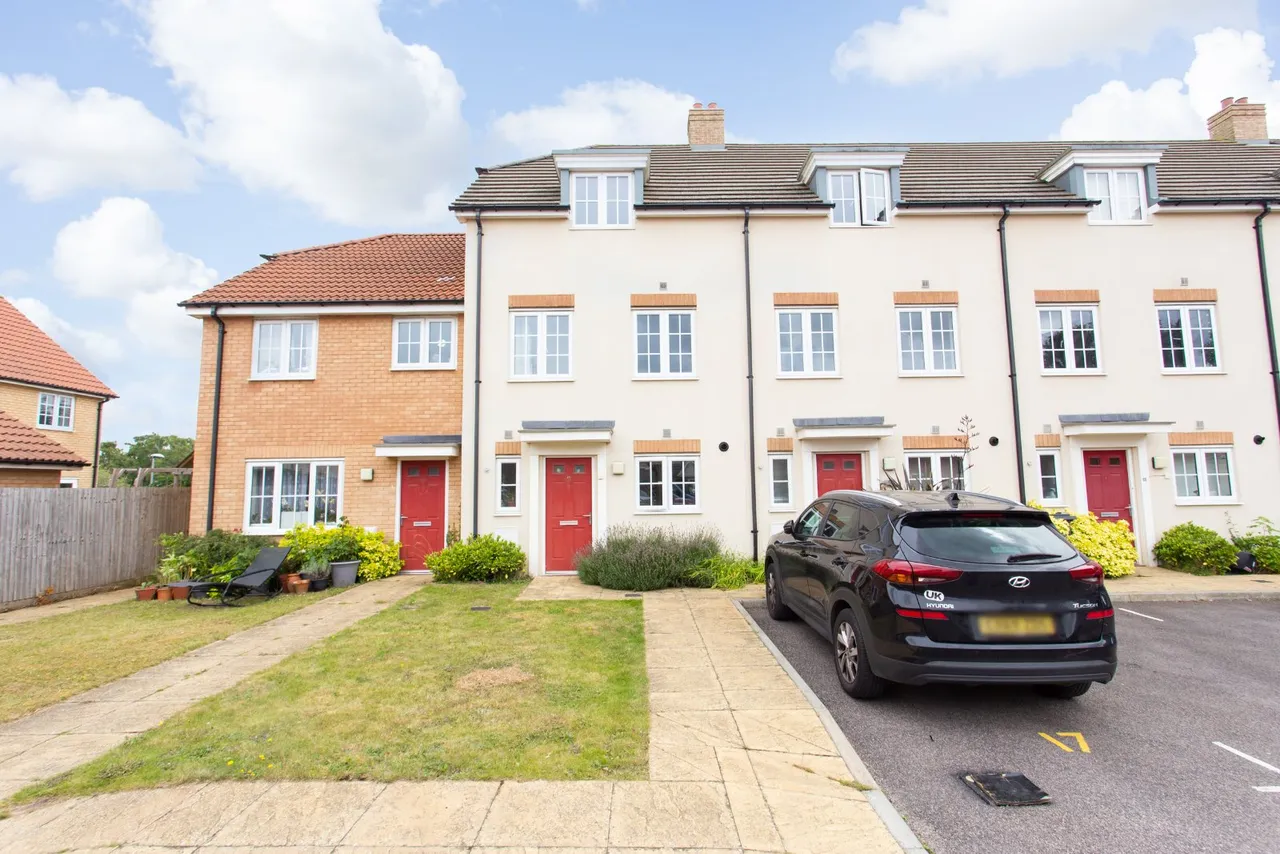 3 bed house to rent, Lampen Walk, Canterbury, CT1
