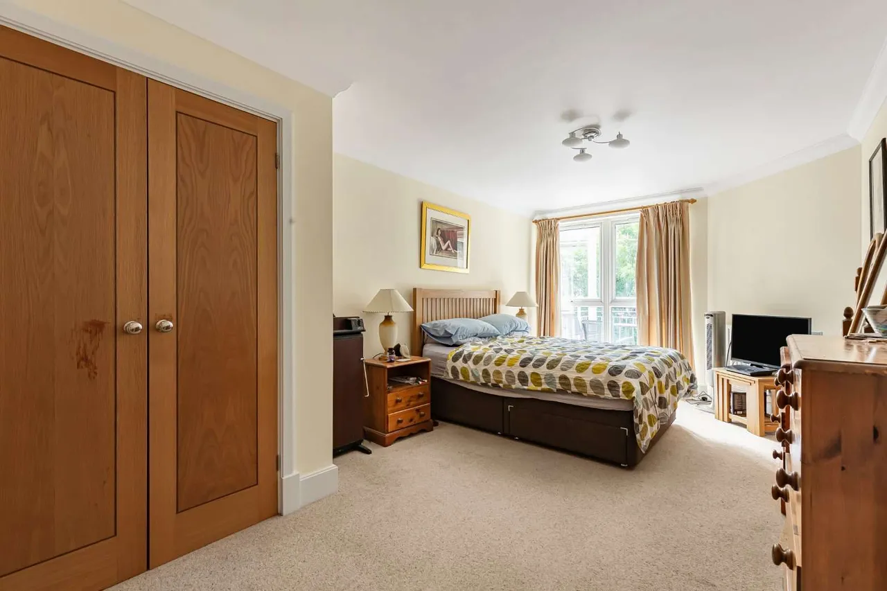 Twickenham Road, Teddington, Middlesex, TW11 8AZ, photo 6
