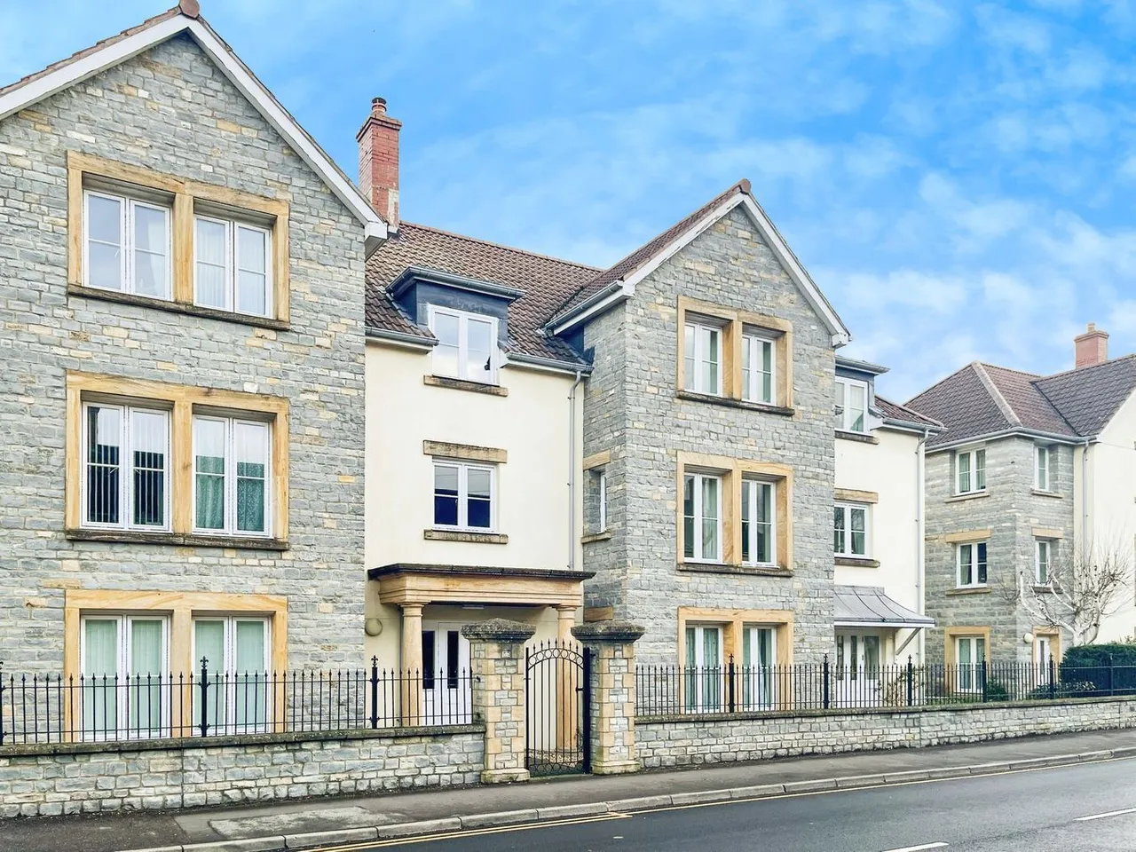 1 bed retirement property for sale, Somerton Road, Street, BA16