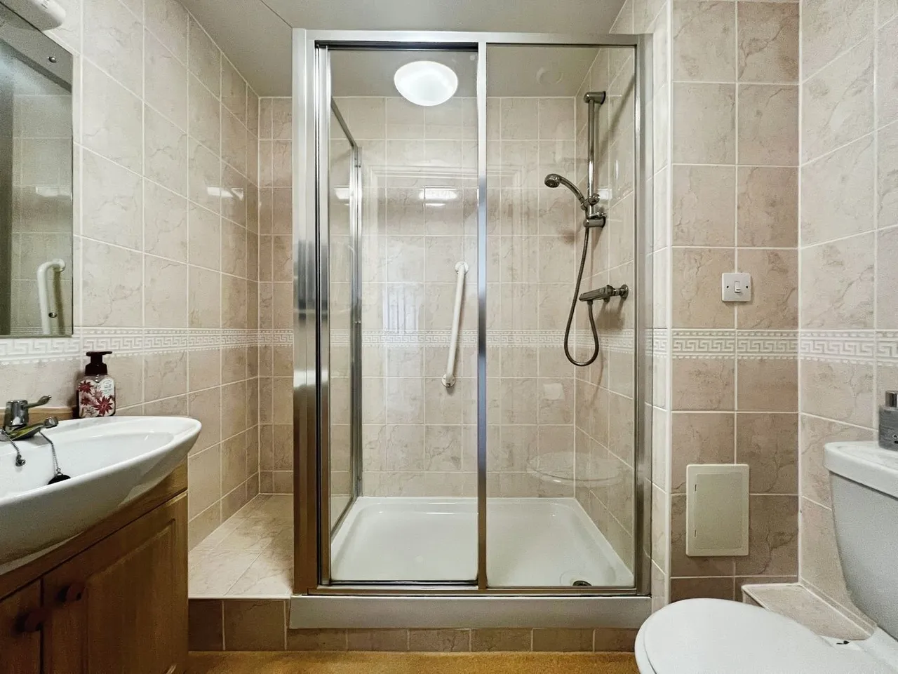 Somerton Road, Street, BA16, photo 6