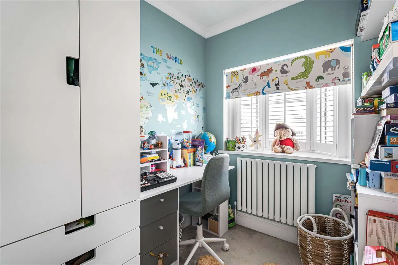 Acacia Road, London, W3 6HB, photo 12