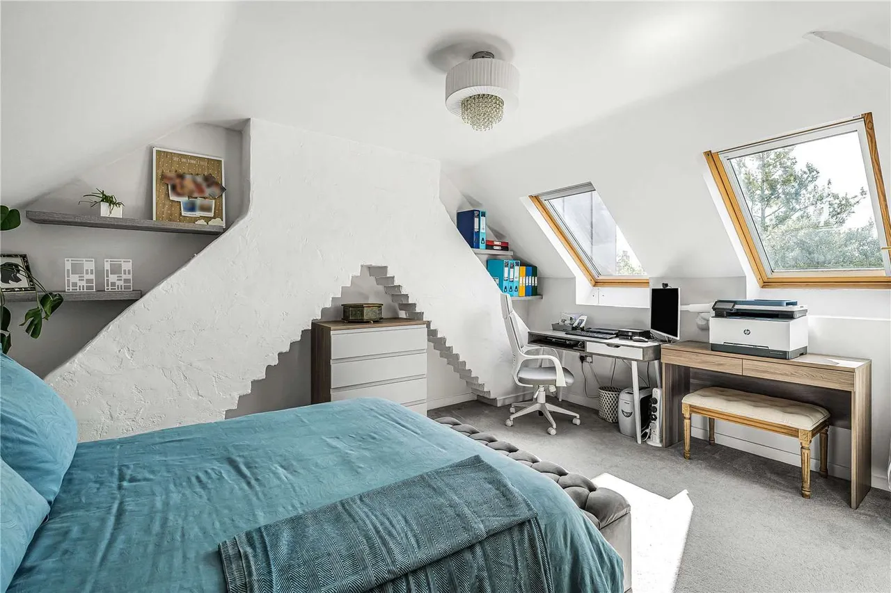 Acacia Road, London, W3 6HB, photo 11