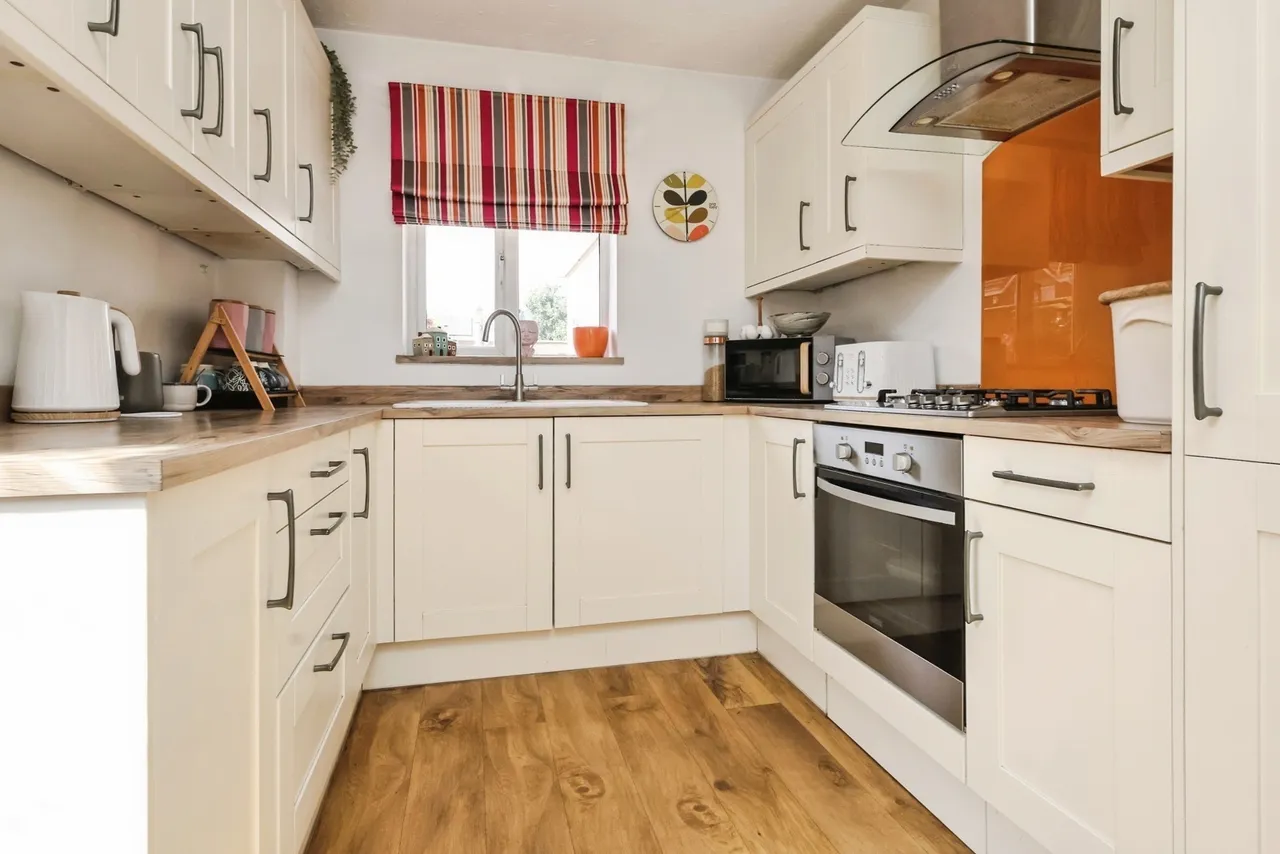 Brecon Avenue, Worcester, WR4, photo 8
