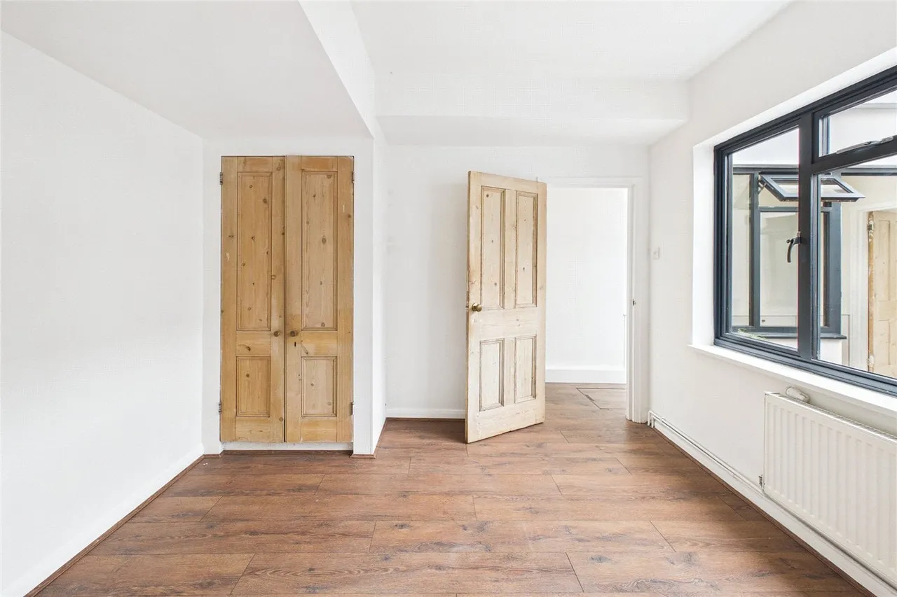 Morrish Road, London, SW2, photo 2