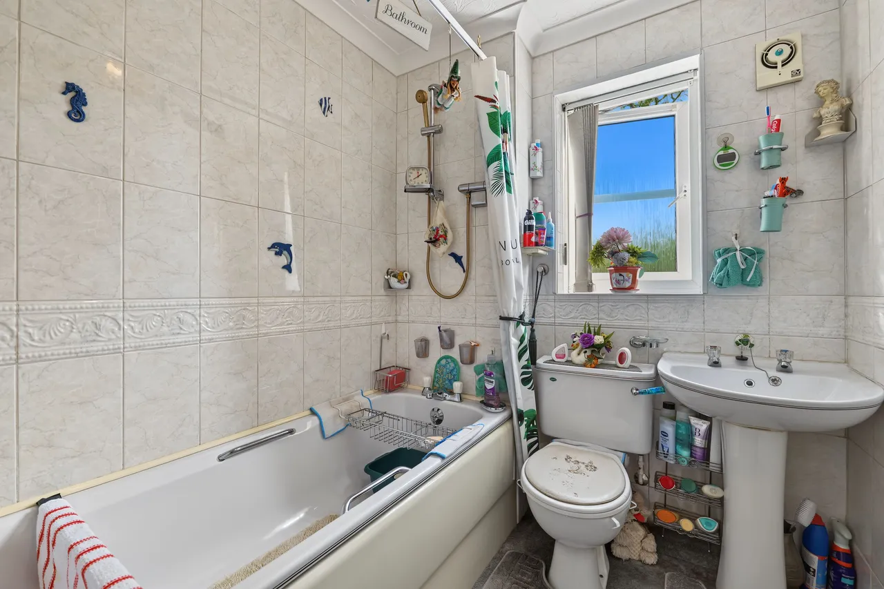 Ashurst Close, Longford, CV6, photo 18