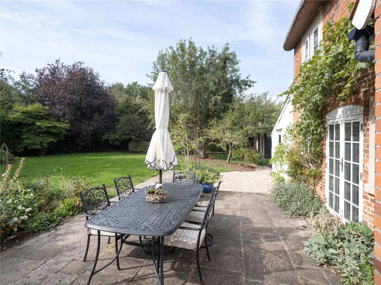 Church Road, Woodborough, SN9, photo 18