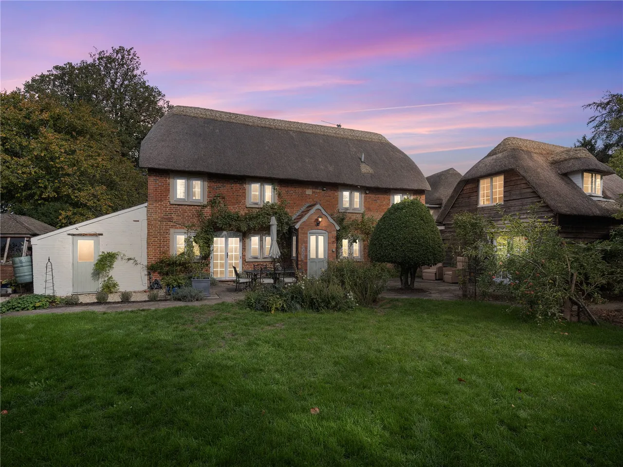 4 bed house for sale, Church Road, Woodborough, SN9