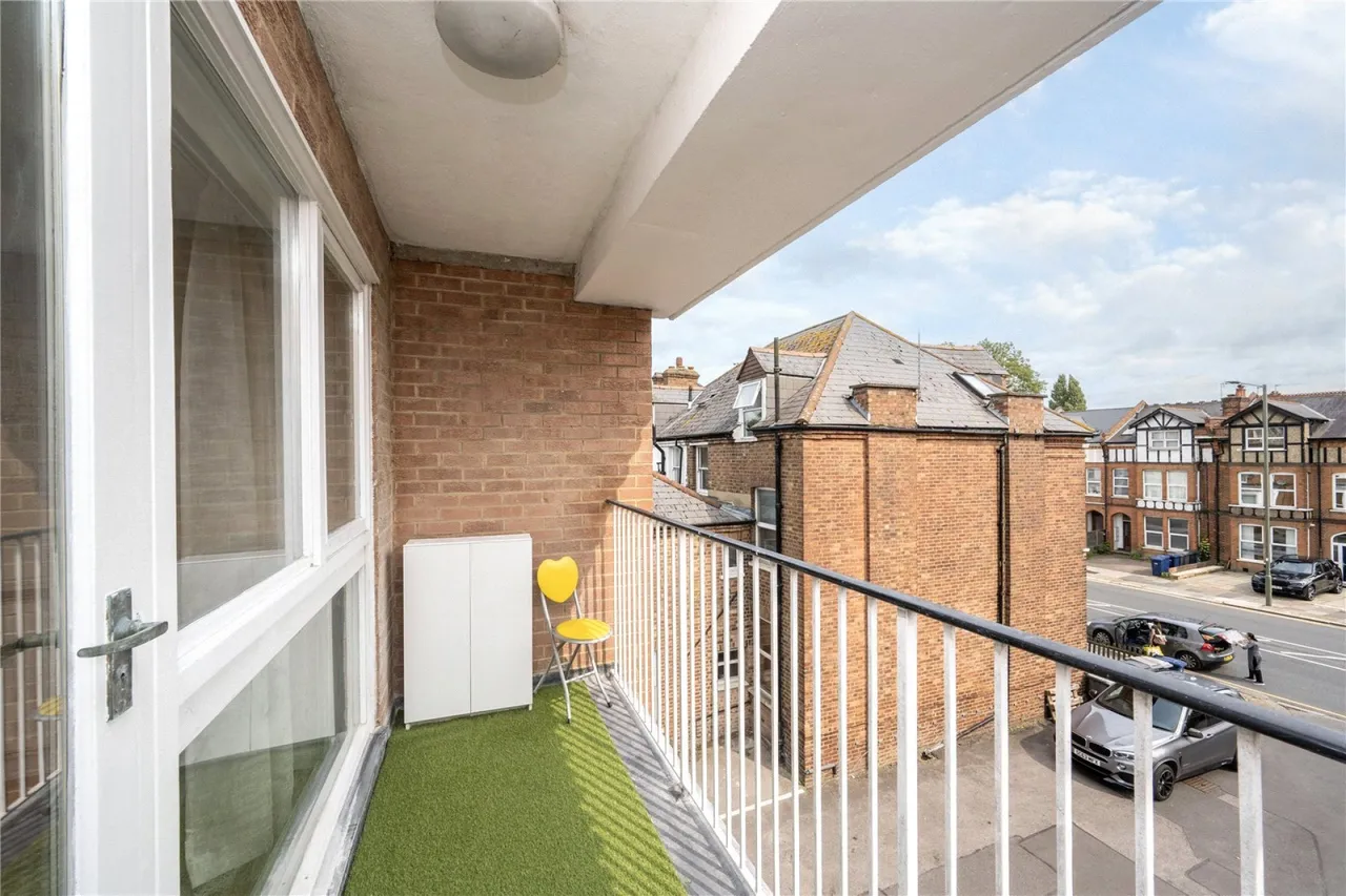 Ballards Lane, Finchley, photo 6