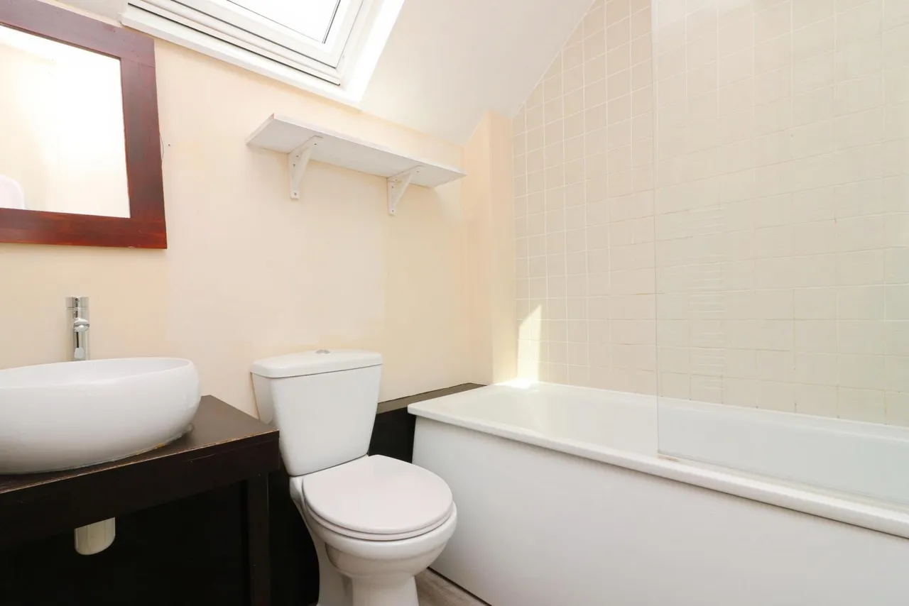 Mardleybury Road, Woolmer Green, SG3, photo 6