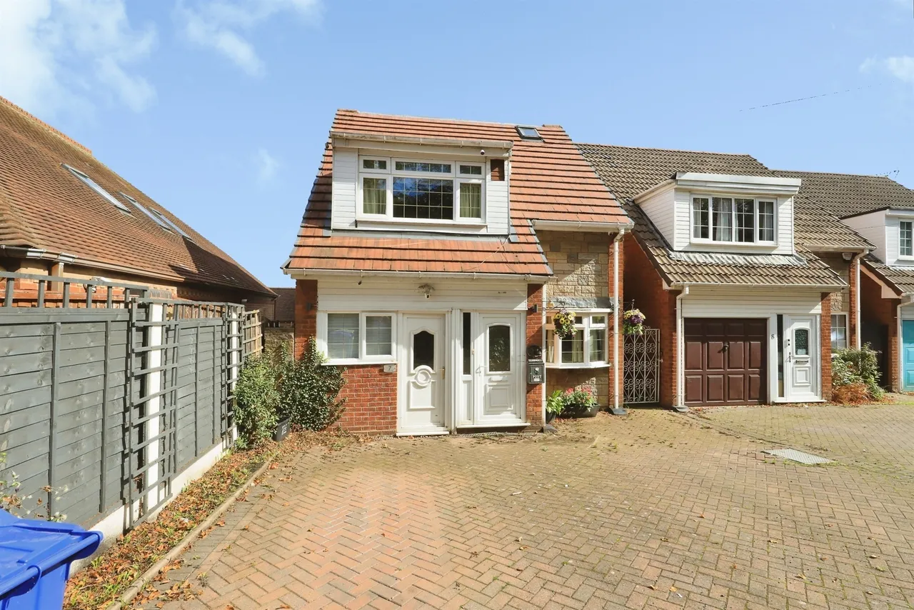4 bed house for sale, Legge Lane, Bilston, WV14