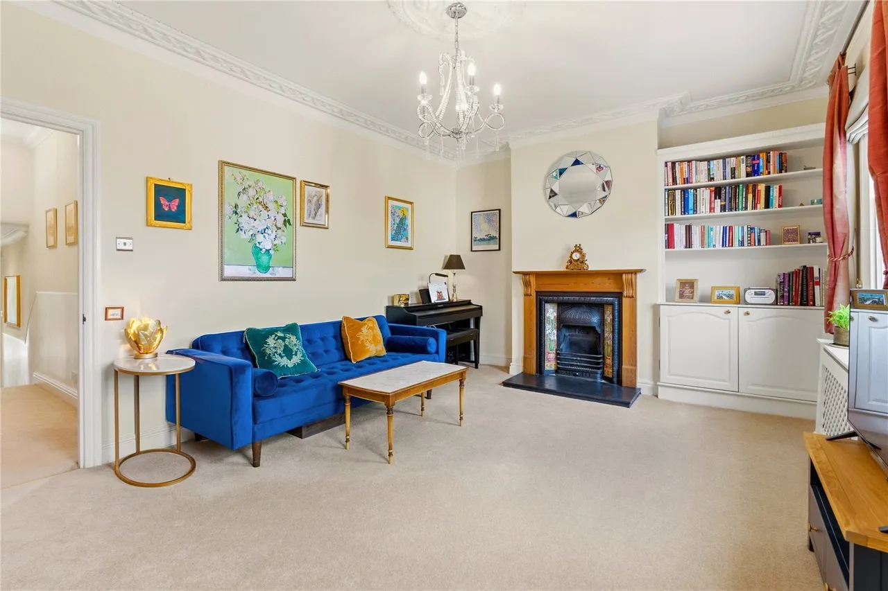 2 bed flat for sale, Webb's Road, London, SW11