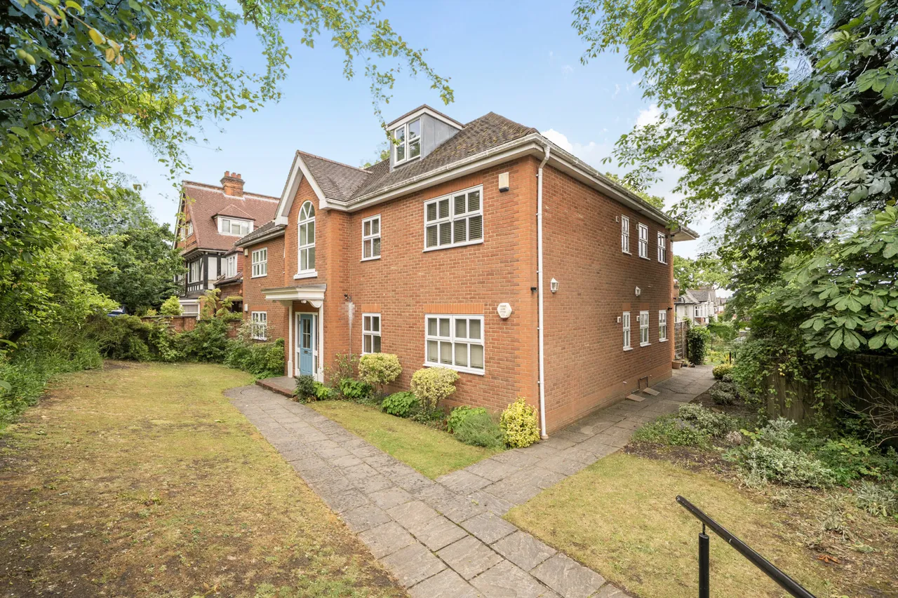 Green Lane, Northwood, HA6, photo 18