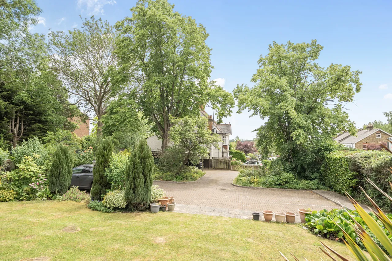 Green Lane, Northwood, HA6, photo 16