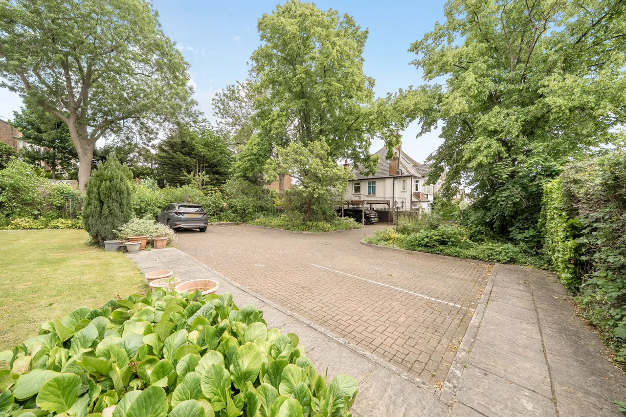 Green Lane, Northwood, HA6, photo 15