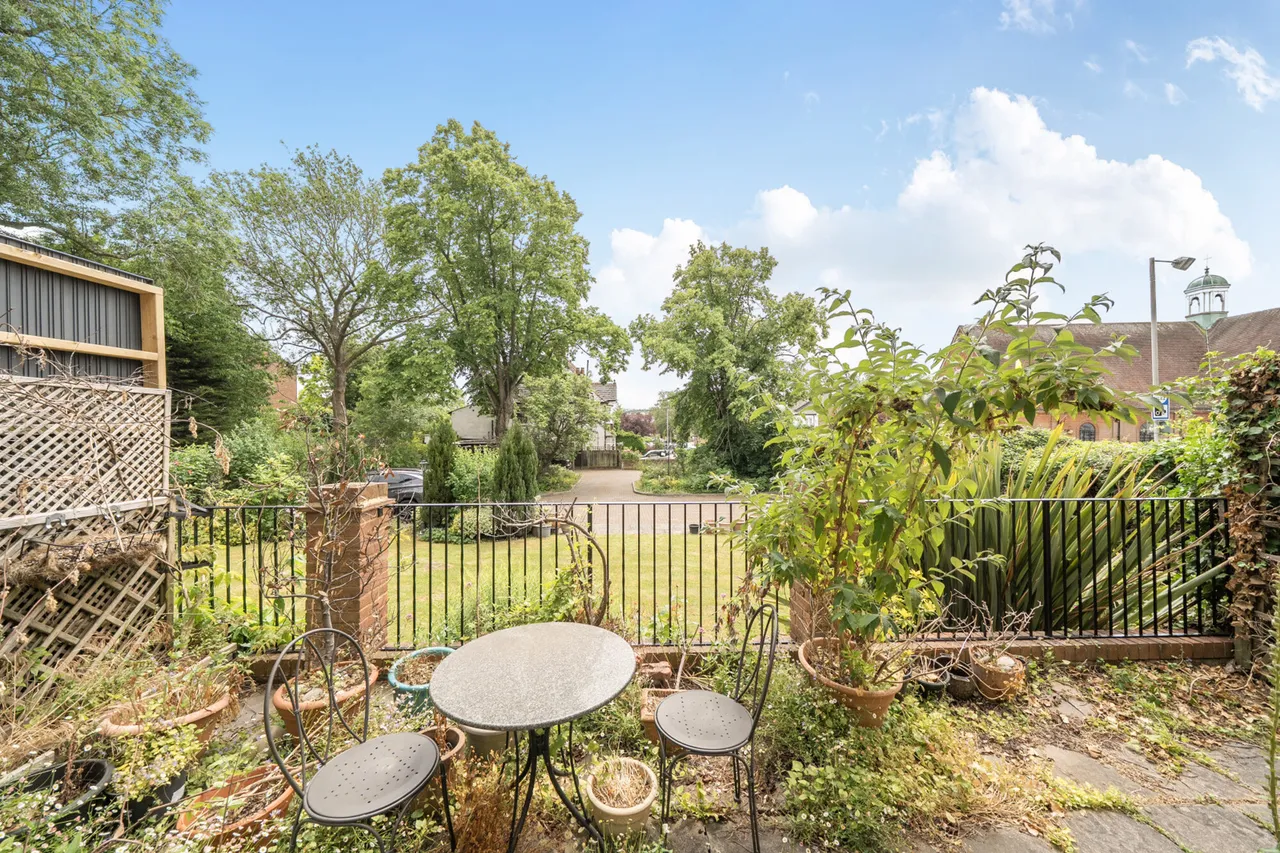Green Lane, Northwood, HA6, photo 14